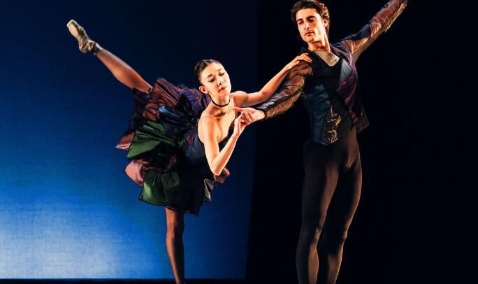 拉丁舞教程基础动作