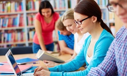 免费学英语app软件哪个好