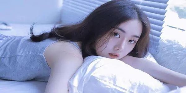 适合深夜自己一个人看的直播